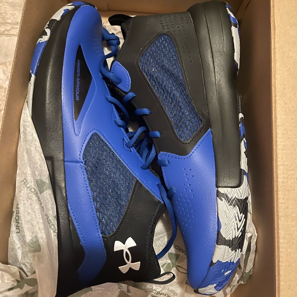 Men’s Basketball Shoes Under Armor Lockdown 5